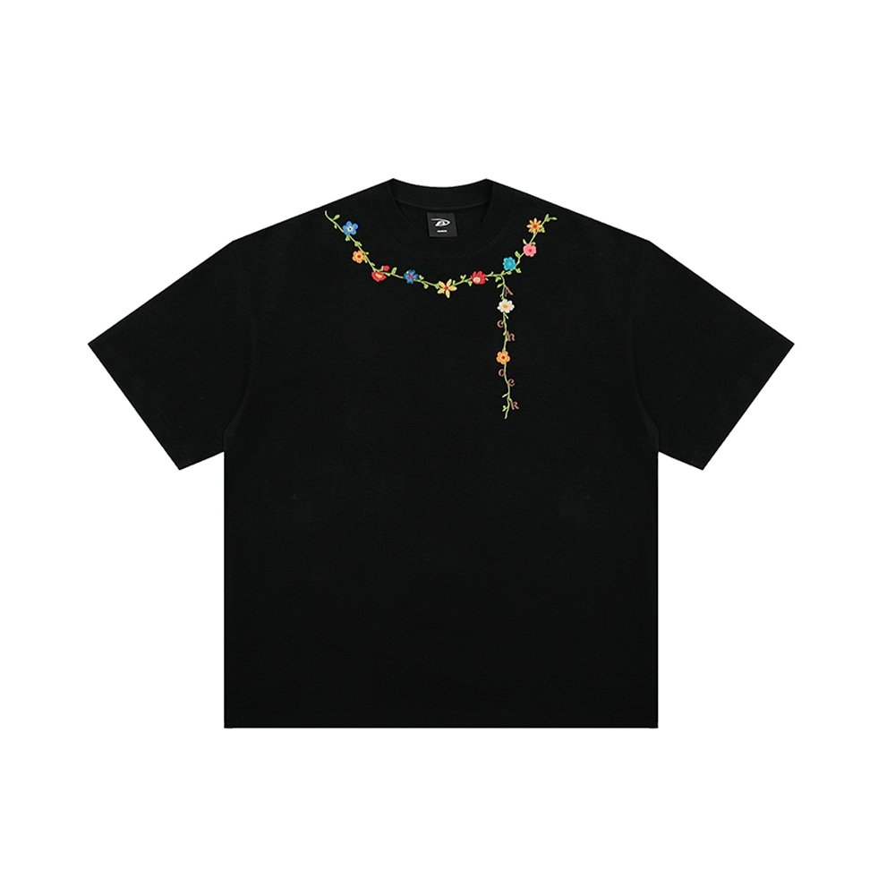 Achock Floral Necklace Emb Tee - Black