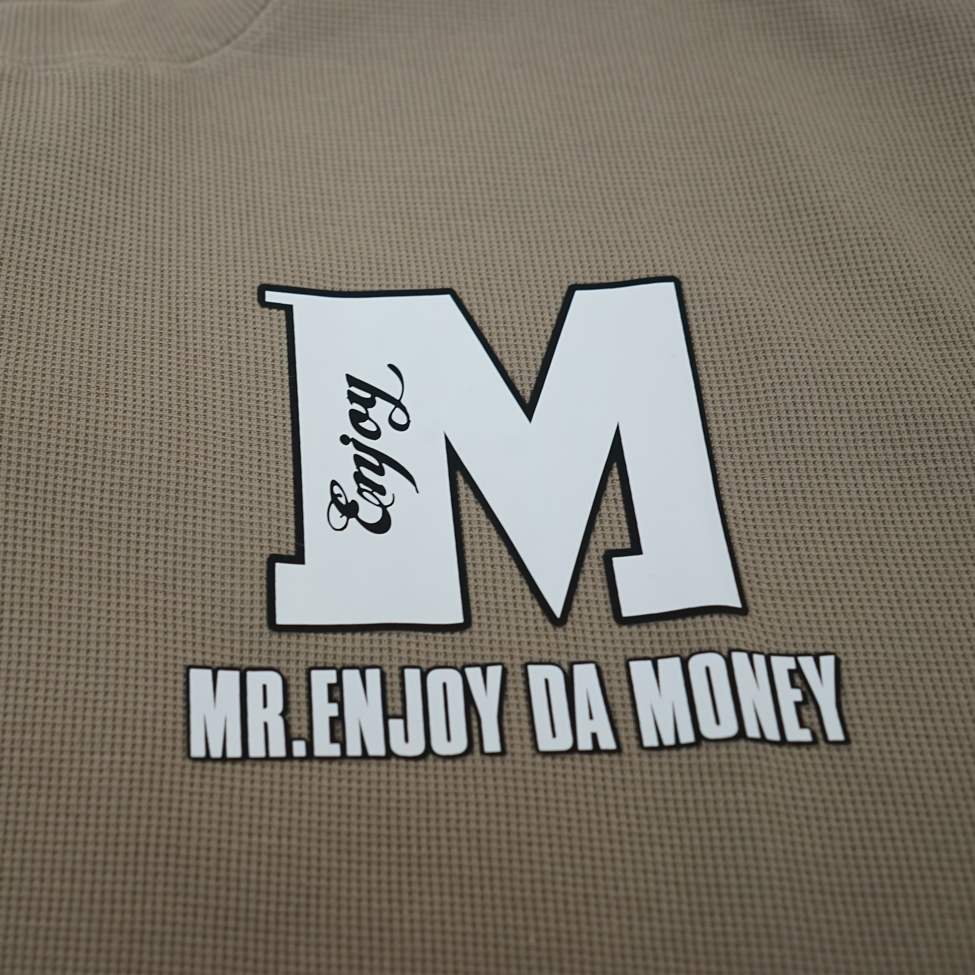 Medm Waffle M Logo Tee